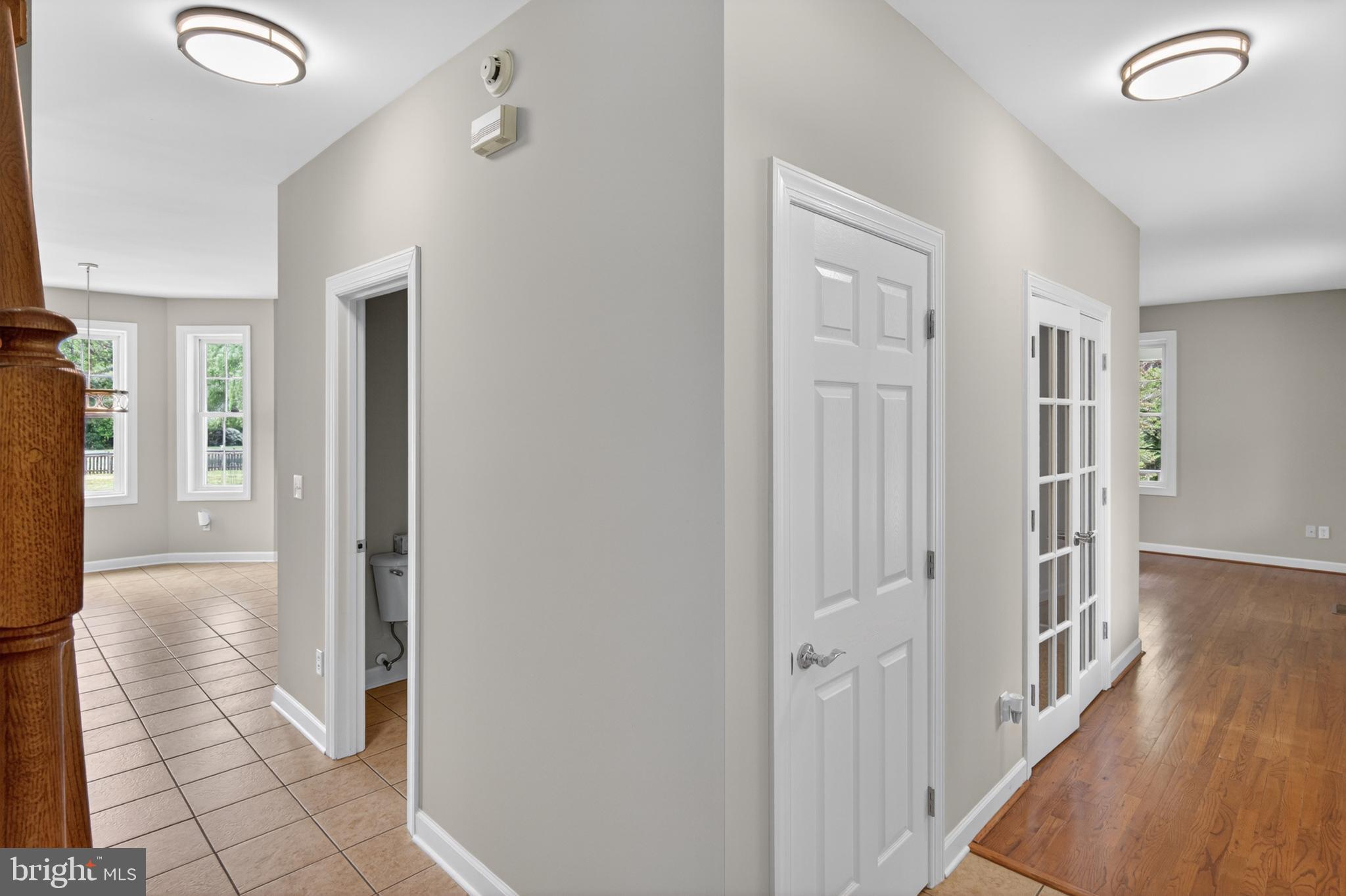337 Roe Ingleside Road Centreville, MD 21617 - Photo 15 of 56 a view of a hallway with wooden floor