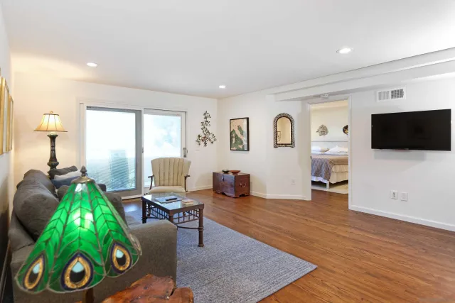 $1,150,000 | 1115 Pearl Street, Unit 1, La Jolla, CA 92037