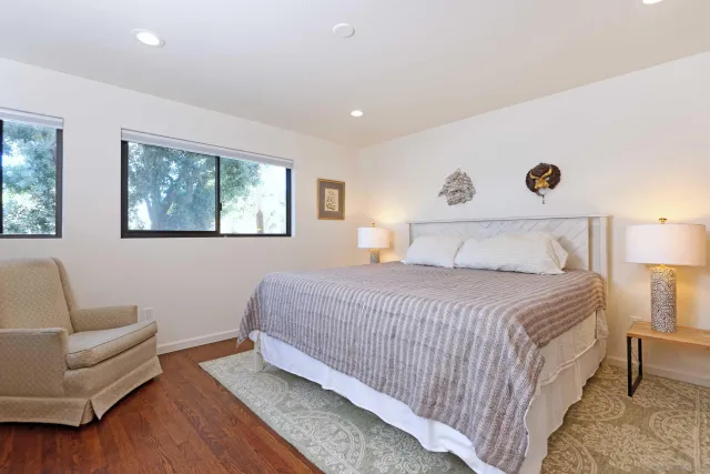 $1,150,000 | 1115 Pearl Street, Unit 1, La Jolla, CA 92037