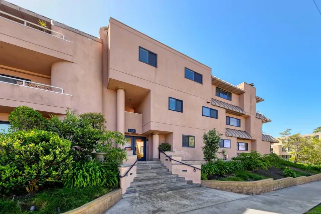 $1,150,000 | 1115 Pearl Street, Unit 1, La Jolla, CA 92037