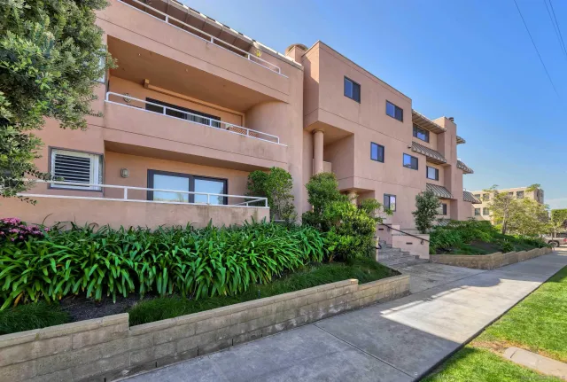 $1,150,000 | 1115 Pearl Street, Unit 1, La Jolla, CA 92037