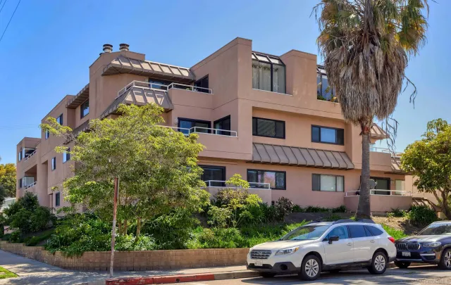$1,150,000 | 1115 Pearl Street, Unit 1, La Jolla, CA 92037