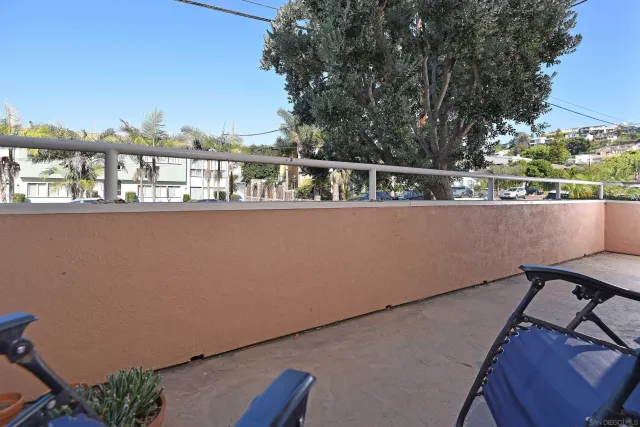$1,150,000 | 1115 Pearl Street, Unit 1, La Jolla, CA 92037