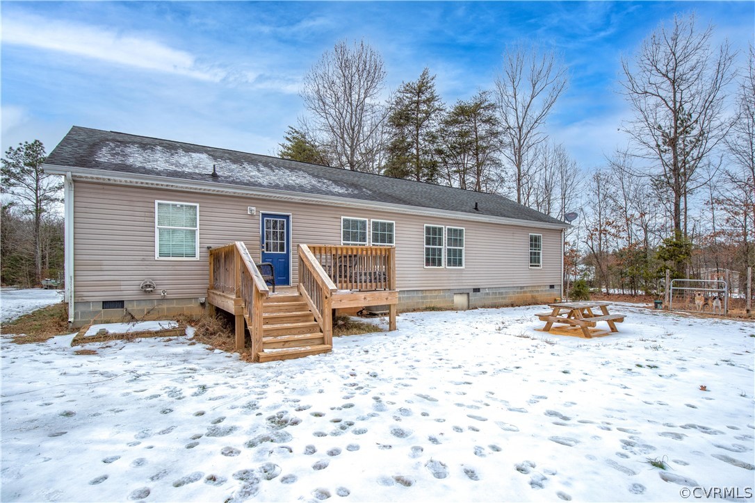 38 Bonbrook Creek Road Cumberland, VA 23040 - Photo 24 of 25 The home has a back deck and a large backyard.