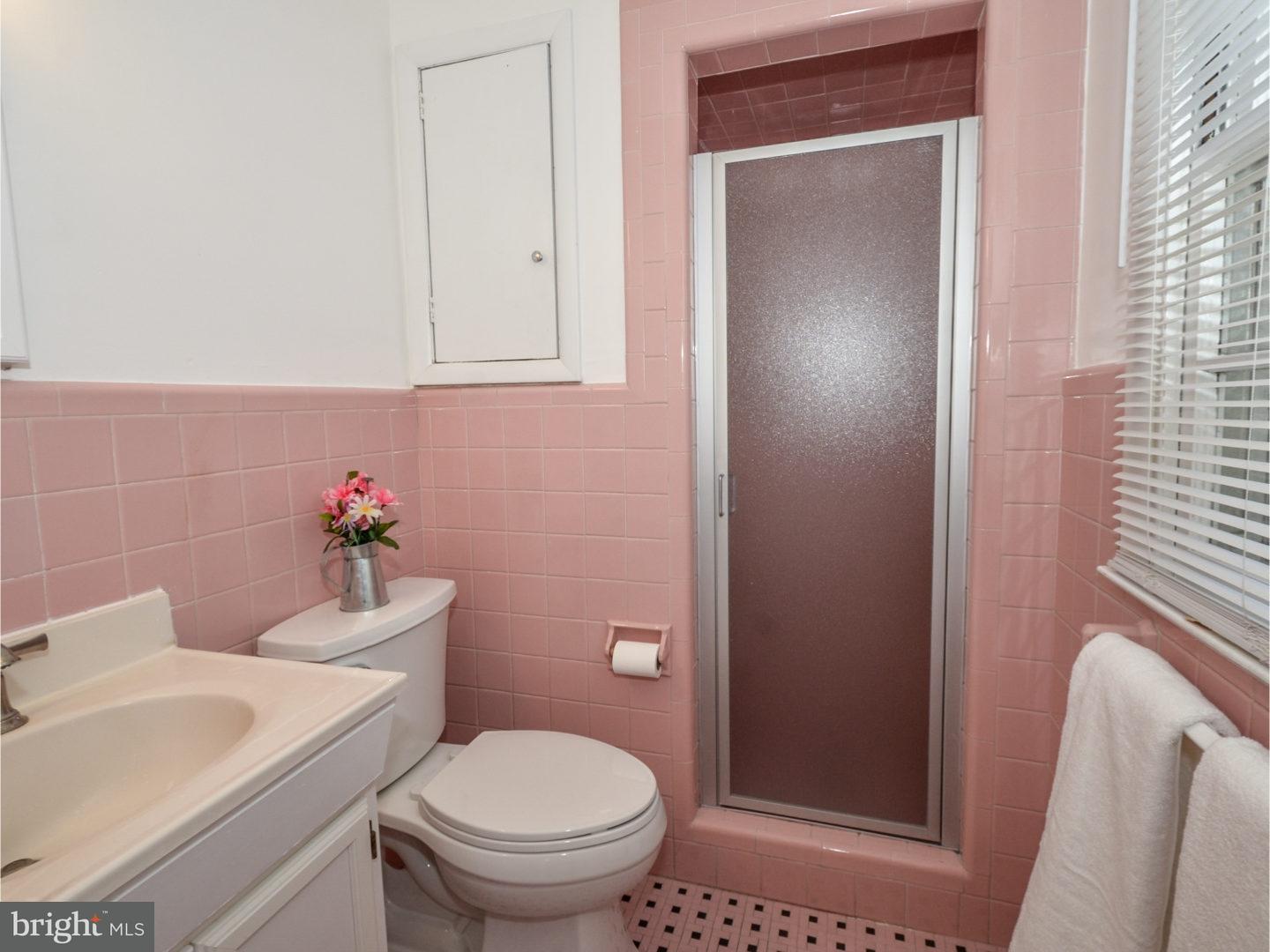 1220 Meinel Road Huntingdon Valley, PA 19006 - Photo 16 of 24 Bathroom