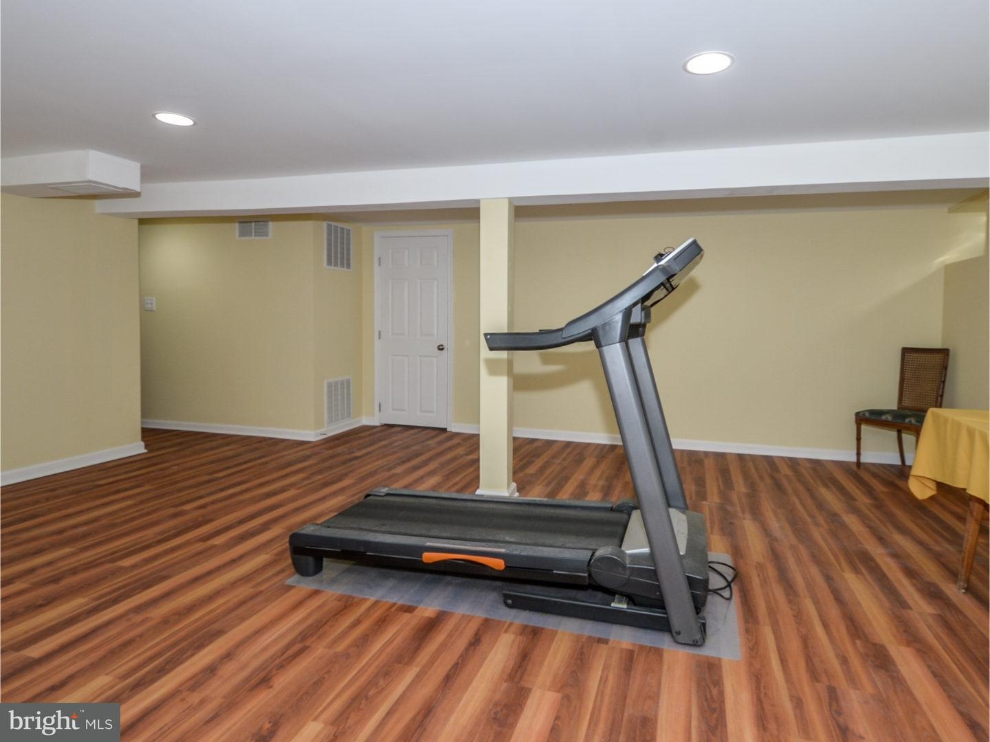 1220 Meinel Road Huntingdon Valley, PA 19006 - Photo 22 of 24 Basement - Finished