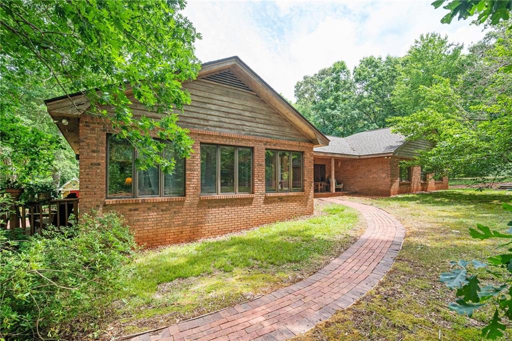 801 Buford Carey Road Hull, GA 30646 - Photo 4 of 68