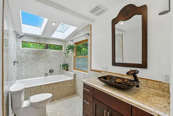 $1,839,000 | 7395 Sir Francis Drake Boulevard, Lagunitas, CA 94938