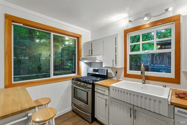 $1,839,000 | 7395 Sir Francis Drake Boulevard, Lagunitas, CA 94938