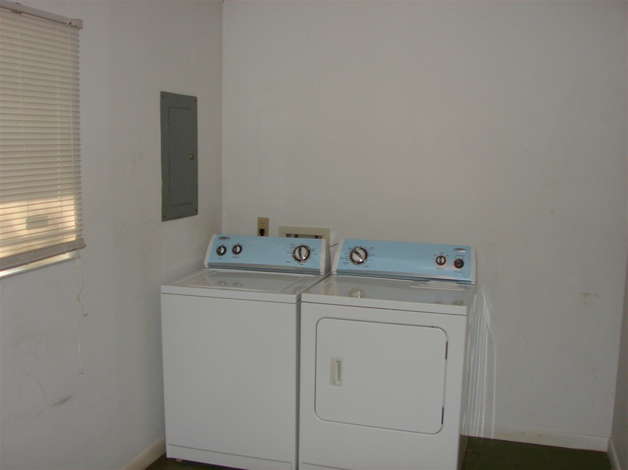 421 West Berry Avenue Foley, AL 36535 - Photo 26 of 27