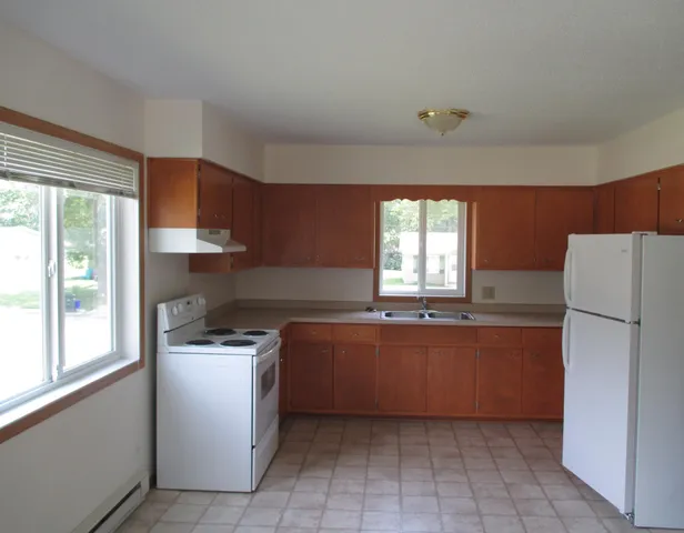 $798 | 311 5th Street South, Grove City, MN 56243