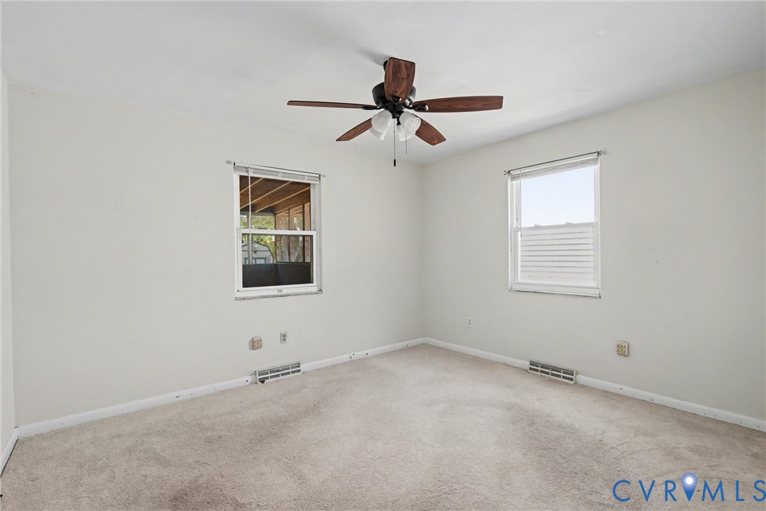 407 Henry Street Suffolk, VA 23434 - Photo 11 of 17