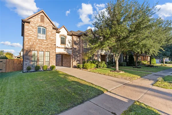 $850,000 | 4010 Skipping Falls Lane, Katy, TX 77494