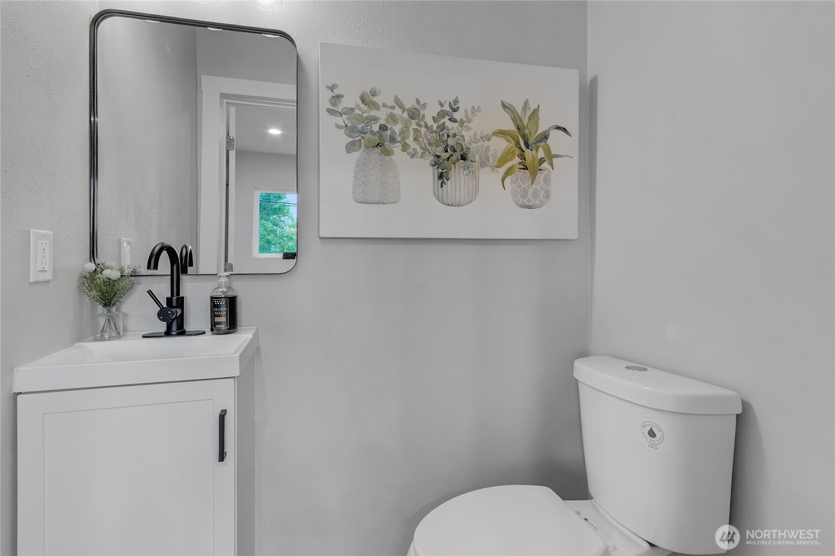 307 South Exchange Street Aberdeen, WA 98520 - Photo 4 of 23