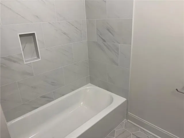 $244,900 | 2035 Huey P Long Avenue, Gretna, LA 70053