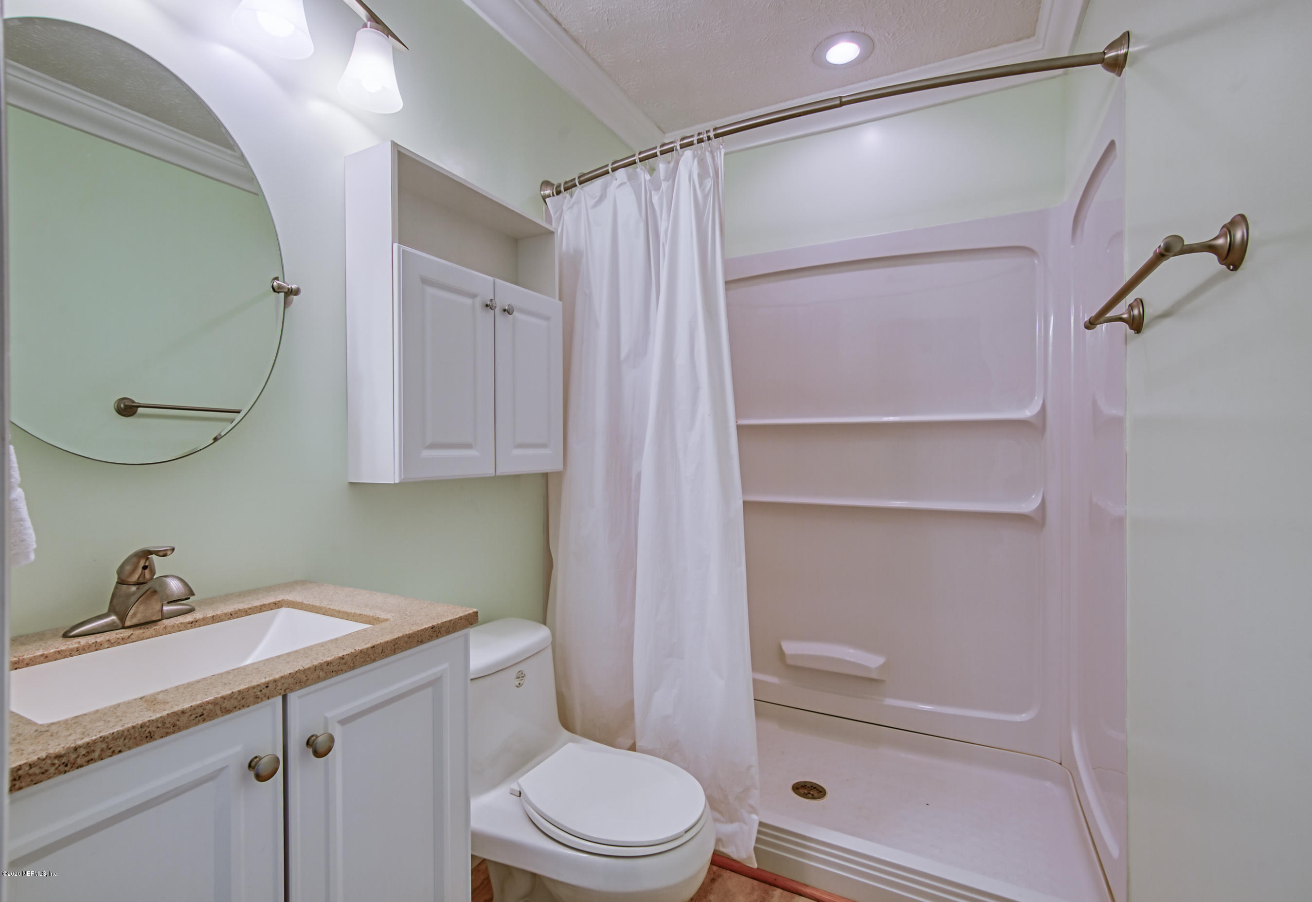 85182 Lil William Road Fernandina Beach, FL 32034 - Photo 18 of 34 guest bathroom