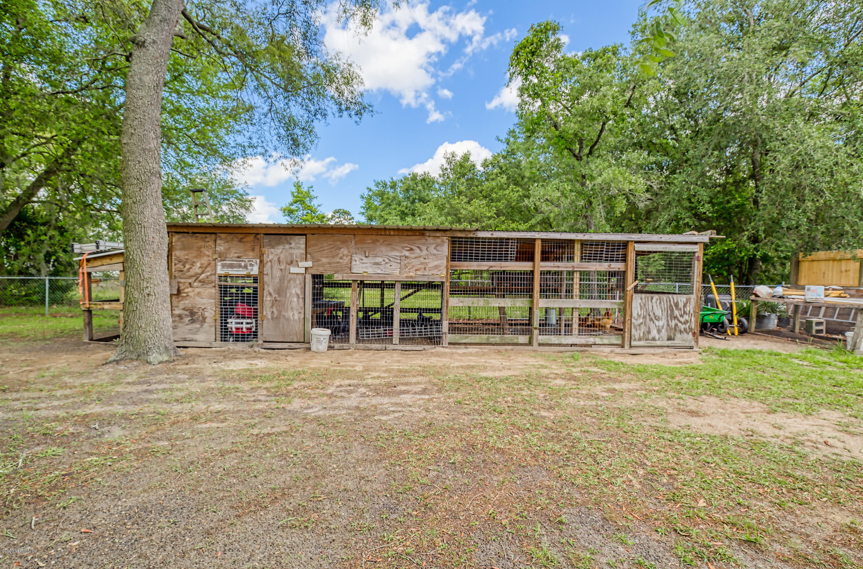 85182 Lil William Road Fernandina Beach, FL 32034 - Photo 28 of 34 chicken coup