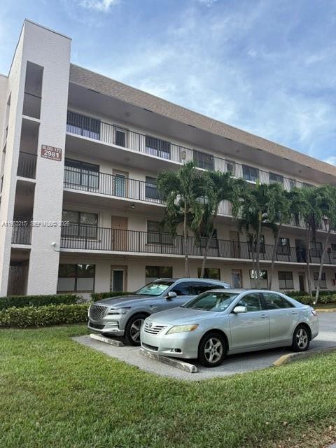 2981 North Nob Hill Road, Unit 306 Sunrise, FL 33322 - Photo 3 of 34