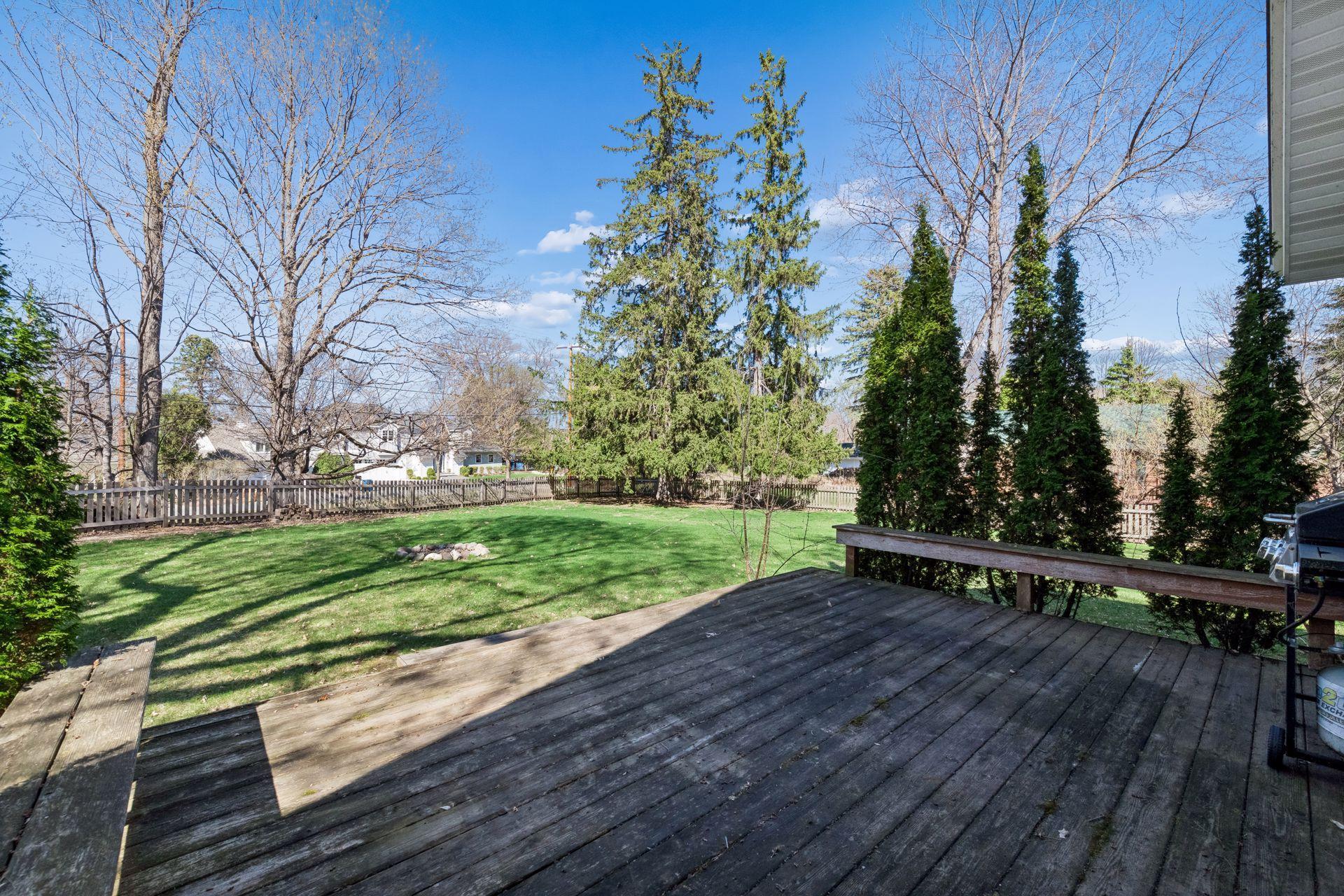 3142 Brooks Lane Wayzata, MN 55391 - Photo 13 of 32