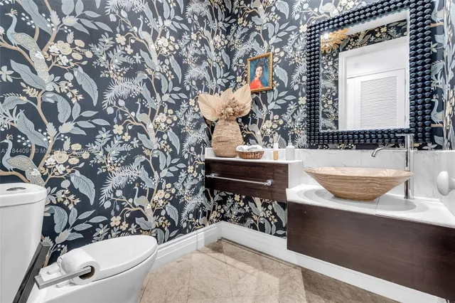 a view of a park with a tree