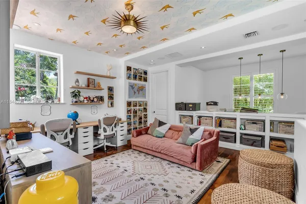 $5,600,000 | 7320 Southwest 79th Court, Miami, FL 33143