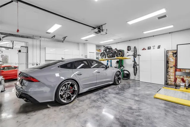 $5,600,000 | 7320 Southwest 79th Court, Miami, FL 33143