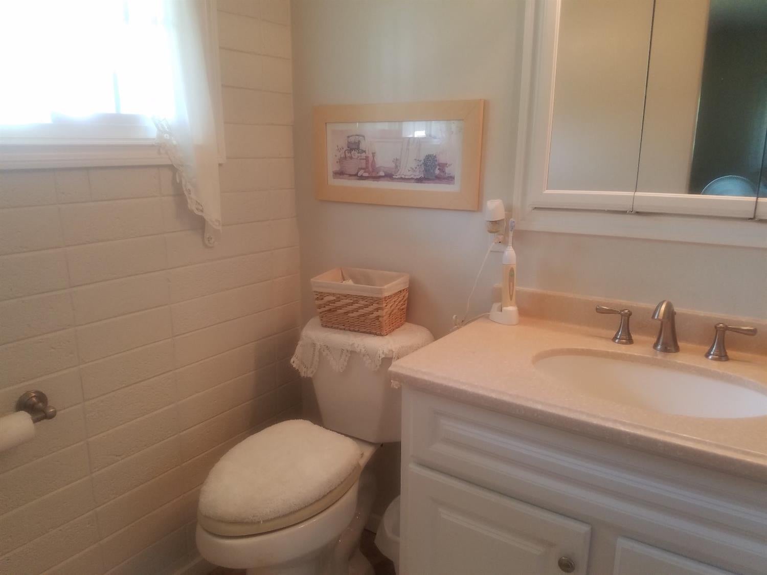 4263 Colver Road Phoenix, OR 97535 - Photo 21 of 34 Additional Photo