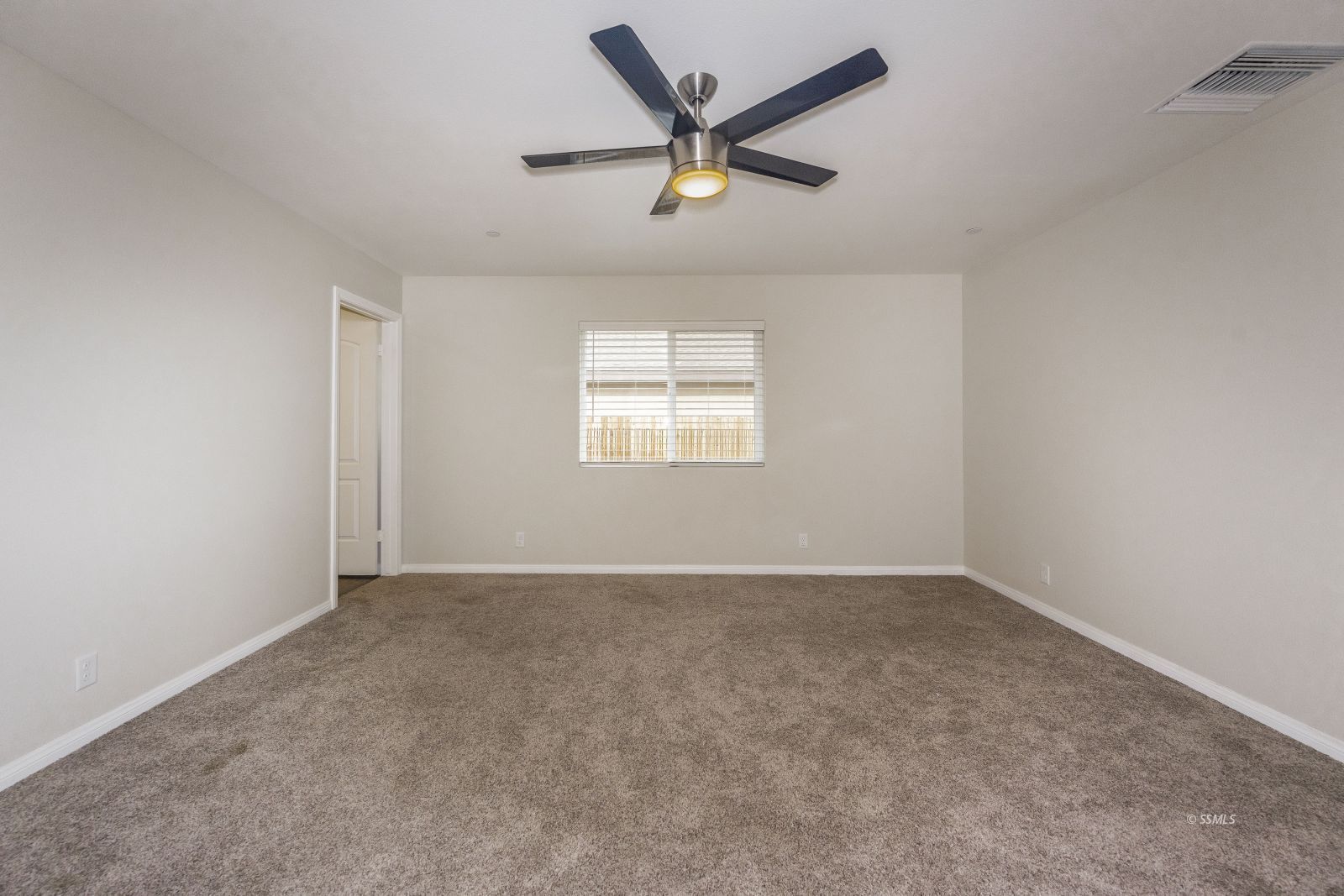 914 Mayo Street Ridgecrest, CA 93555 - Photo 35 of 48