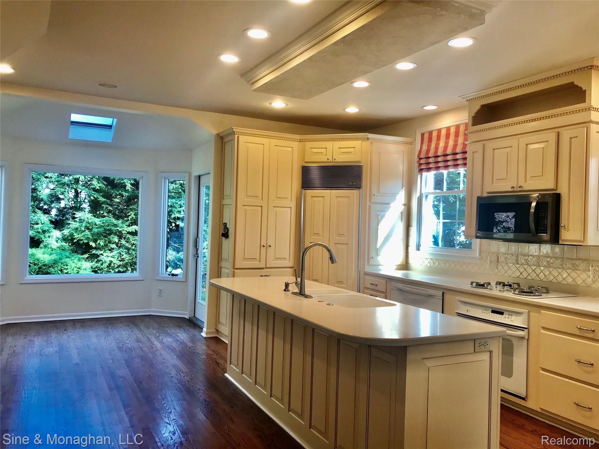 36 Colonial Road Grosse Pointe, MI 48236 - Photo 10 of 60 36 COLONIAL NEW KITCHEN TO REFRIG.JPG