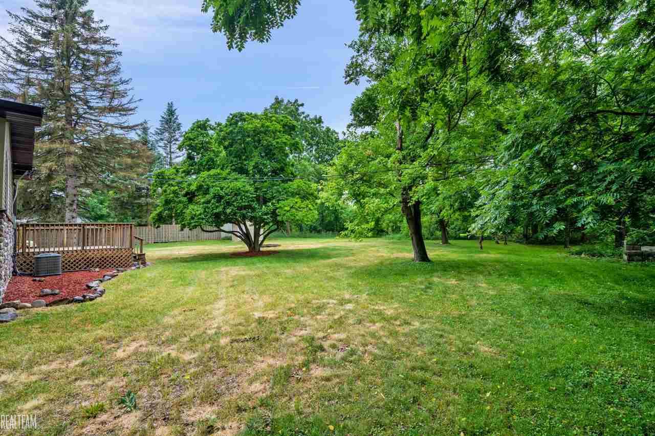 4704 Rohr Road Clarkston, MI 48348 - Photo 28 of 32 50081721-27.JPG