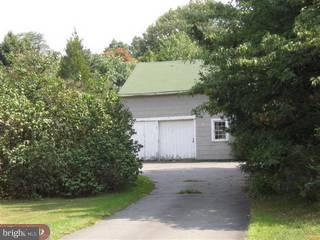 22 A Millstone Road Princeton Junction, NJ 08550 - Photo 2 of 6 Gallery Image 2