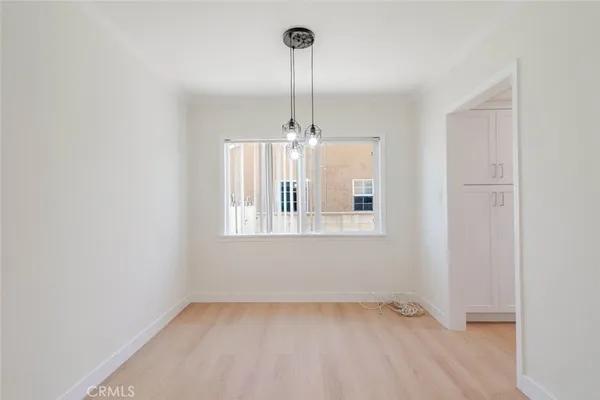 a view of empty room with window