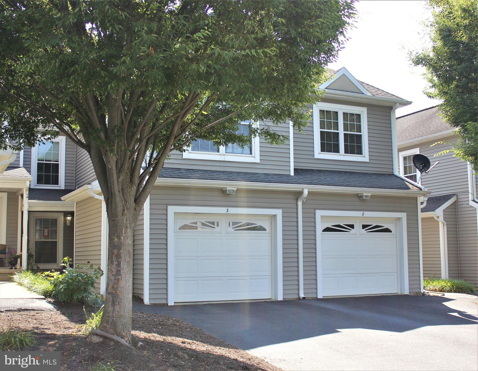 48 Harvest Road, Unit 3 Lancaster, PA 17602 - Photo 2 of 34