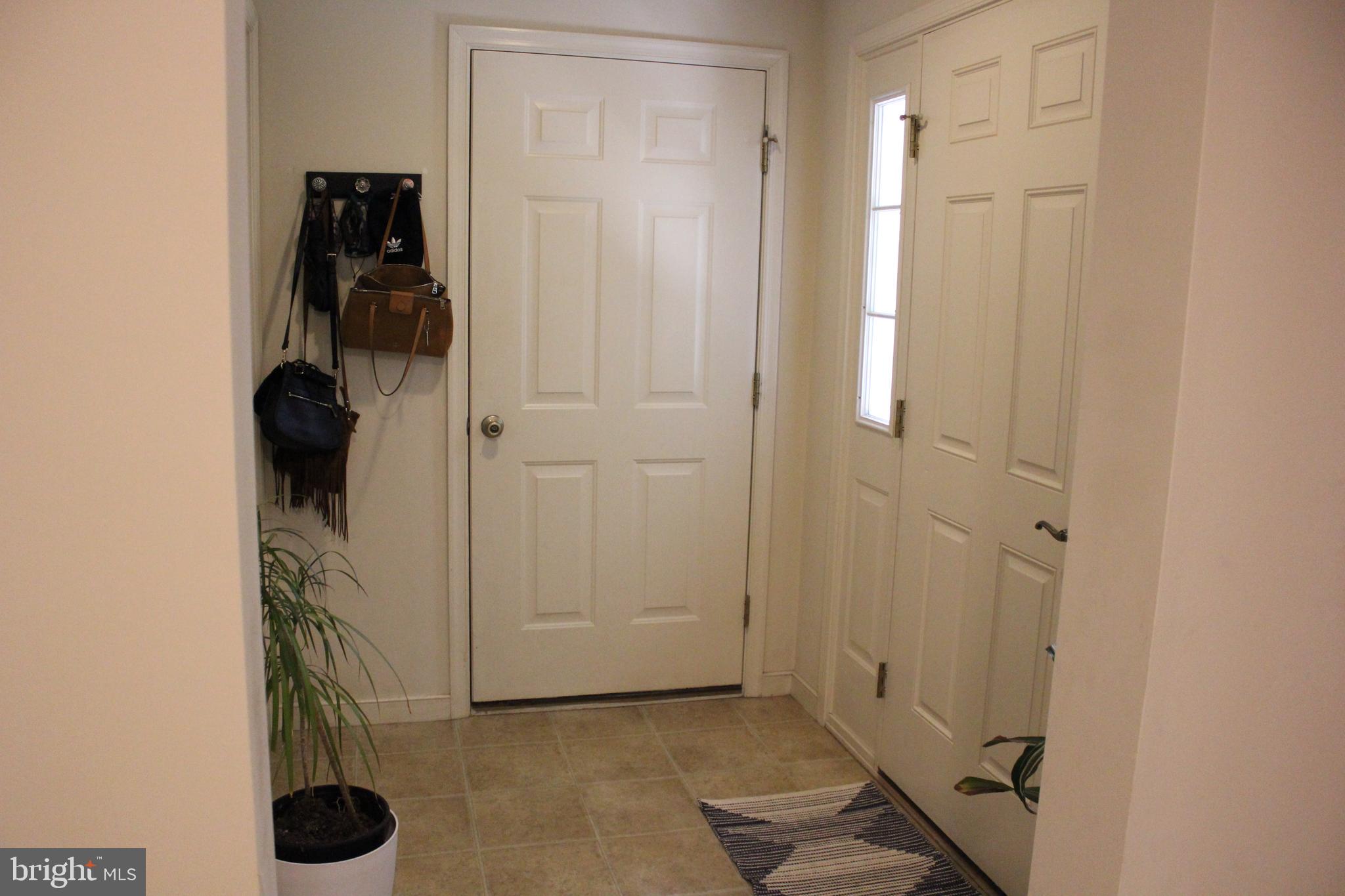 48 Harvest Road, Unit 3 Lancaster, PA 17602 - Photo 4 of 34