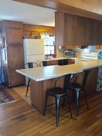 56 Bennett Road Marblehead, MA 01945 - Photo 8 of 13