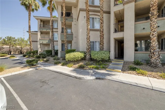 $199,000 | 7159 South Durango Drive, Unit 310, Las Vegas, NV 89113