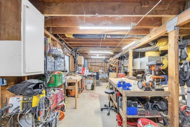 a view of a pathway with a dry yard