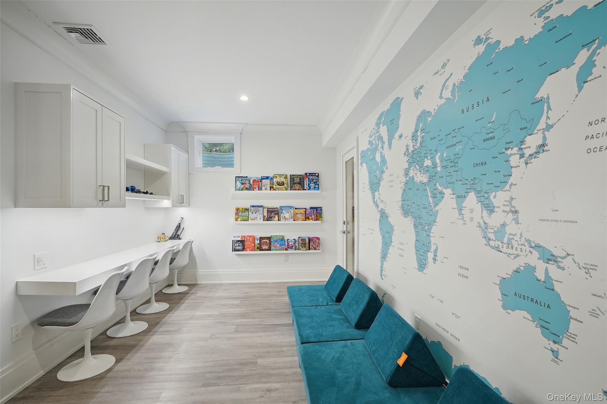 25 Hunt Place Rye, NY 10580 - Photo 24 of 44