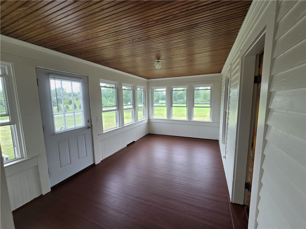 235 Lighthouse Road Parma, NY 14468 - Photo 9 of 29 Gallery Image 9