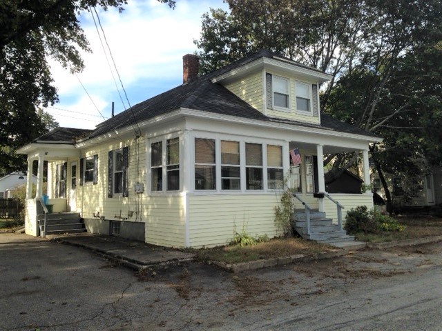 15 Jackson Street Rochester, NH 03867 - Photo 1 of 15