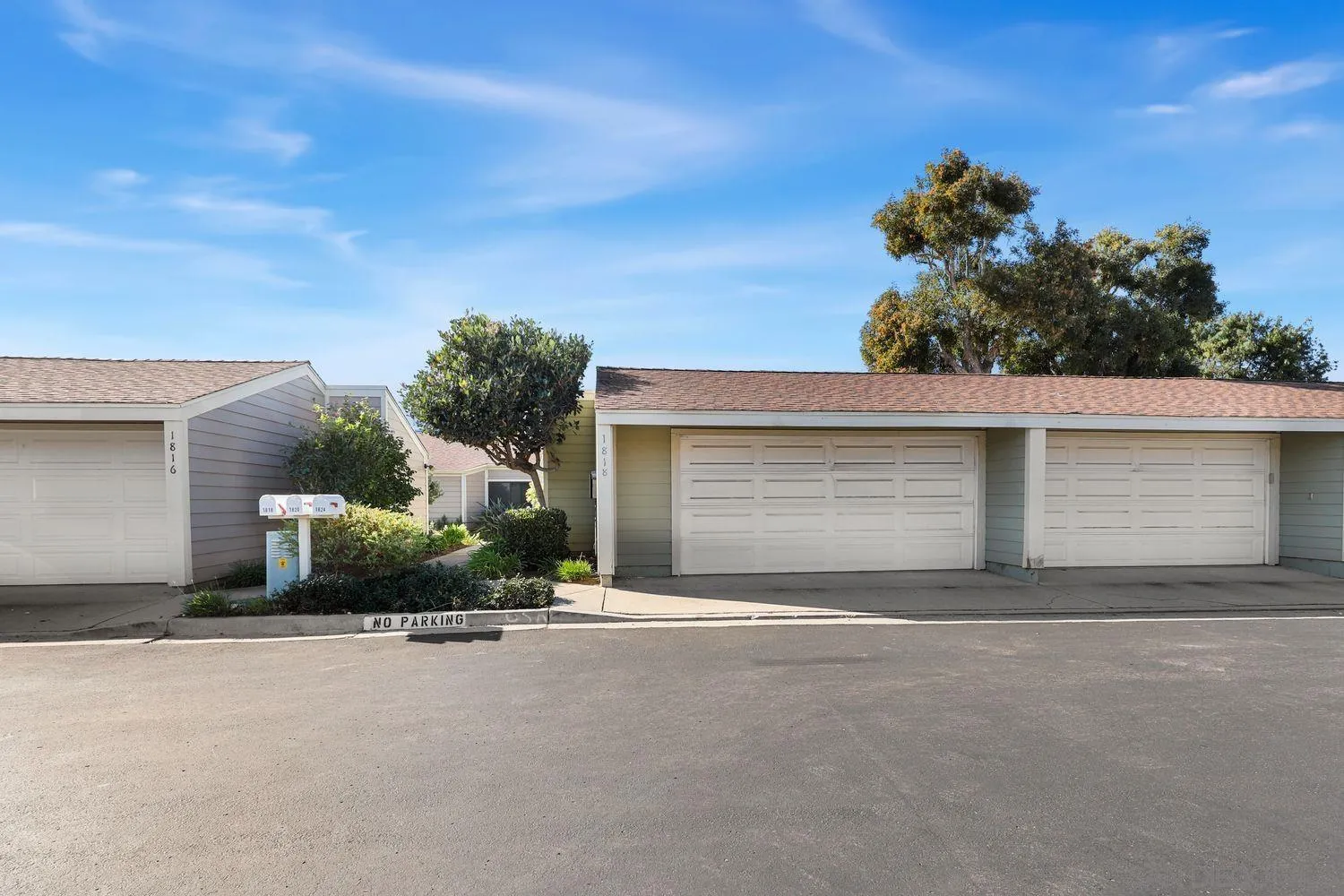 1818 Wilton Road Encinitas, CA 92024 - Photo 36 of 53 front view of a house with a street