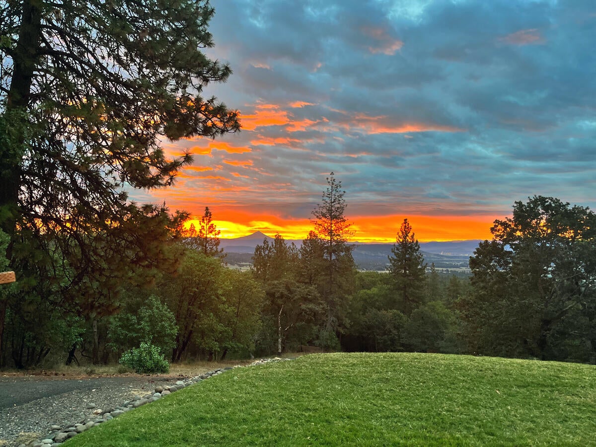 2323 Holcomb Springs Road Gold Hill, OR 97525 - Photo 31 of 53 9313029B-6E8C-43C7-A407-AD2C7F64E503