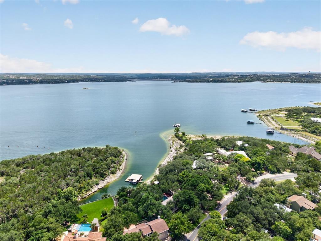 7044 Comanche Trail Austin, TX 78732 - Photo 6 of 33