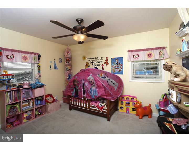 236 Guilford Road Fairless Hills, PA 19030 - Photo 12 of 23 Gallery Image 12