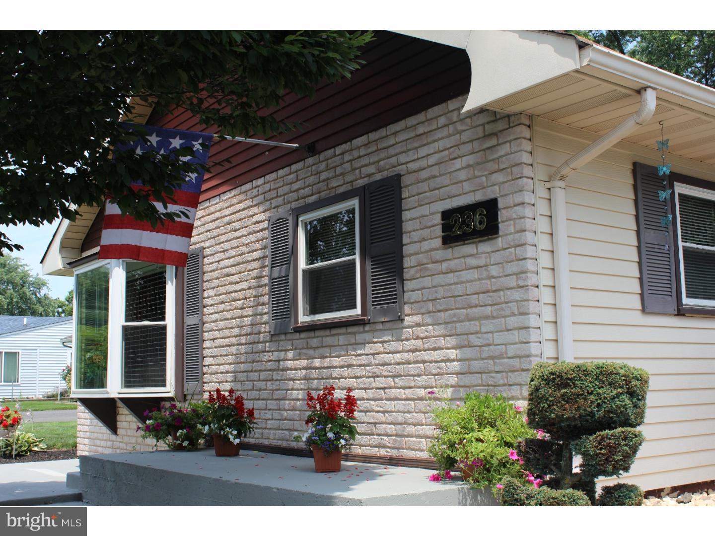 236 Guilford Road Fairless Hills, PA 19030 - Photo 3 of 23 Gallery Image 3