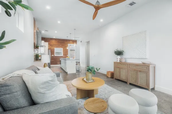 $3,150 | 1218 Eleanor Street, Unit 1, Austin, TX 78721