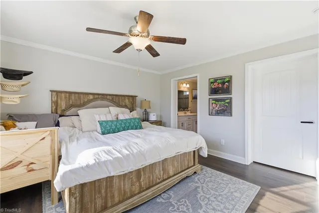 $700,000 | 1071 Pineknoll Drive, Yadkinville, NC 27055