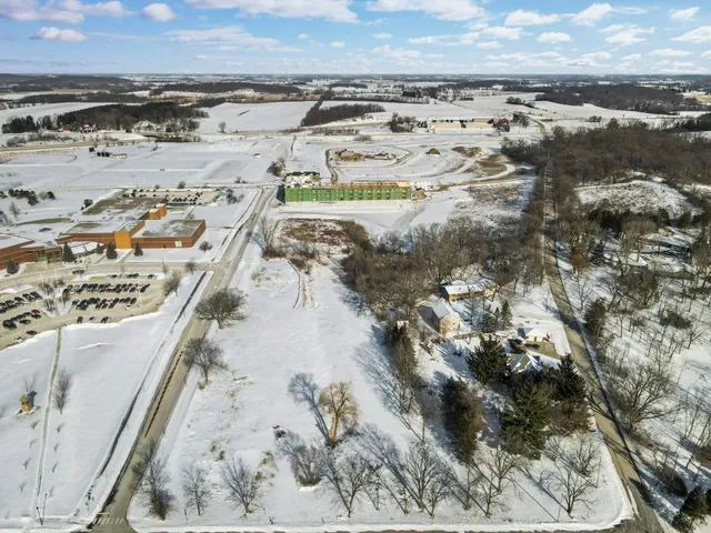 $1,380,000 | 1310 Campus Drive, Fort Atkinson, WI 53538