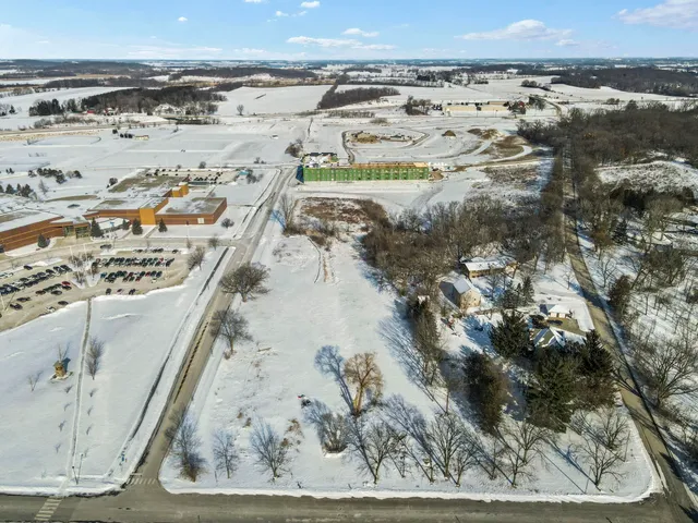 $1,380,000 | 1310 Campus Drive, Fort Atkinson, WI 53538