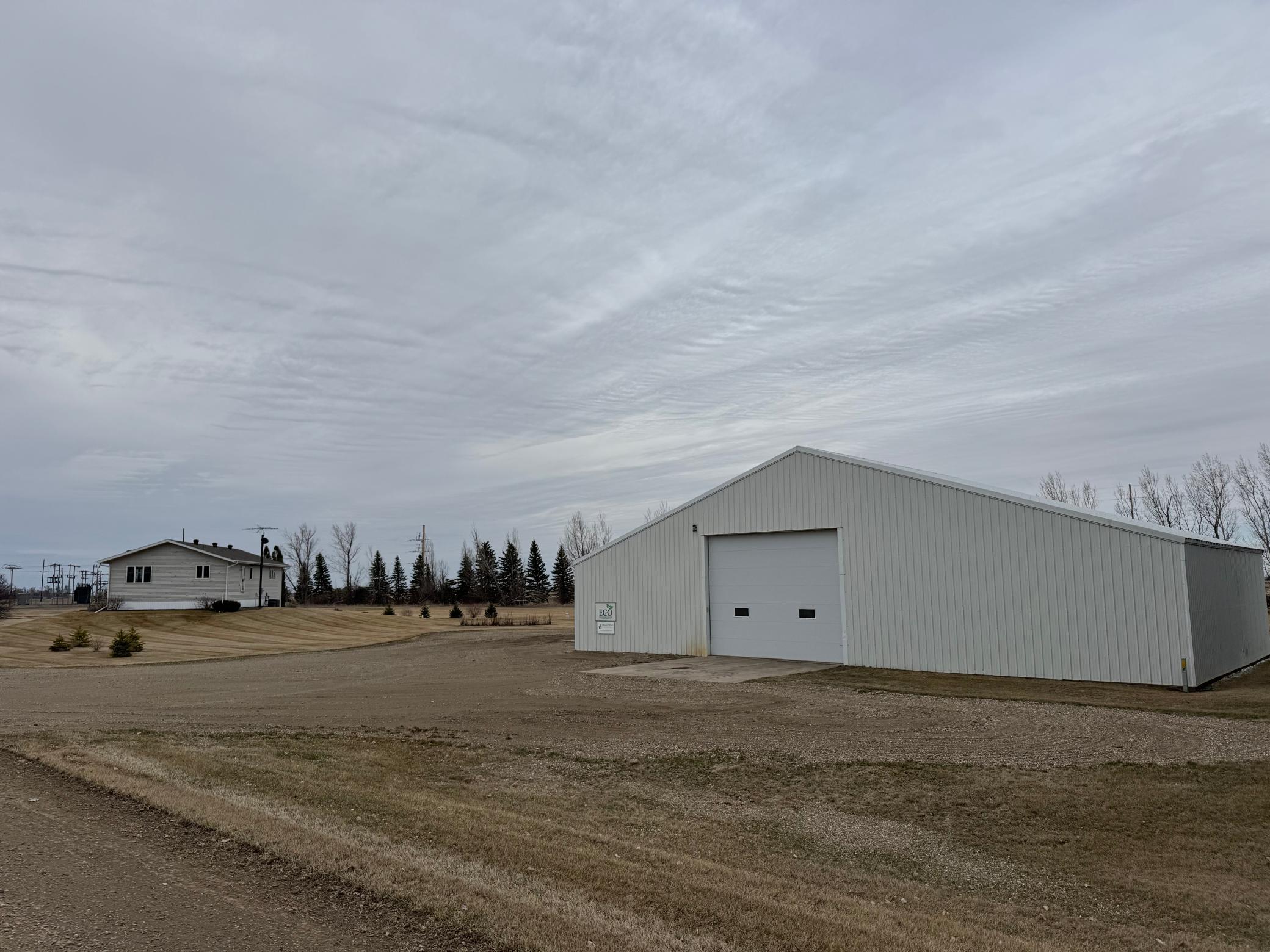 402 Main Avenue Hope, ND 58046 - Photo 26 of 30